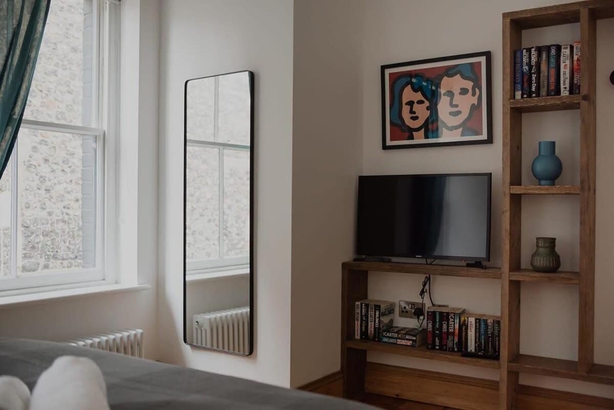 Spacious Norwich Lanes Apartment With Roof Terrace Exterior photo